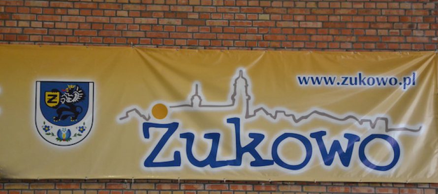 Zuzanna Czaja/MRKS Gdańsk/ i Kamil Niewiadomski /ATS Małe Trójmiasto Rumia/, zwycięzcami w kategorii junior młodszy, IX Festiwalu Tenisa Stołowego w Żukowie